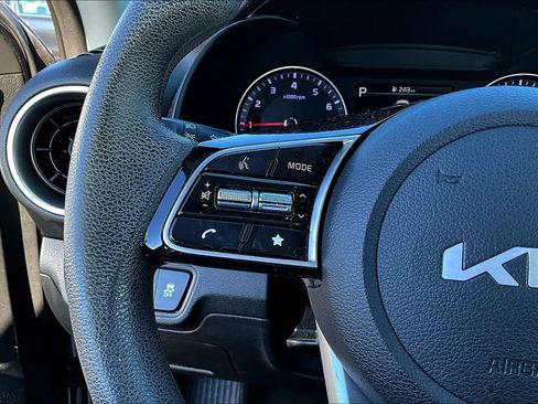 Used 2022 Kia Forte Sedan FWD image 10