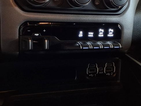 Used 2022 RAM 1500 Big Horn AWD/4WD image 24