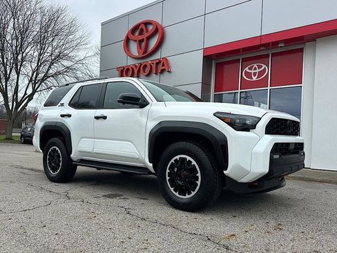 Certified 2026 Toyota 4Runner TRD Sport Premium AWD/4WD image 7