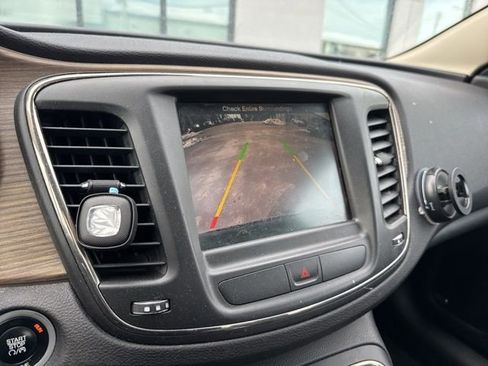 Used 2015 Chrysler 200 C w/ Navigation & Sound Group I image 9