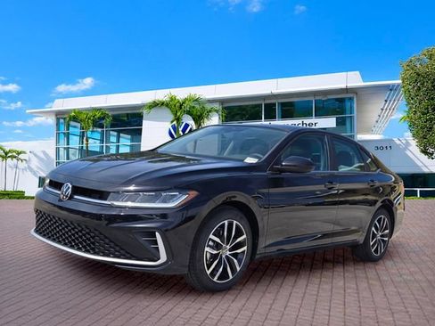 New 2026 Volkswagen Jetta SE FWD image 3