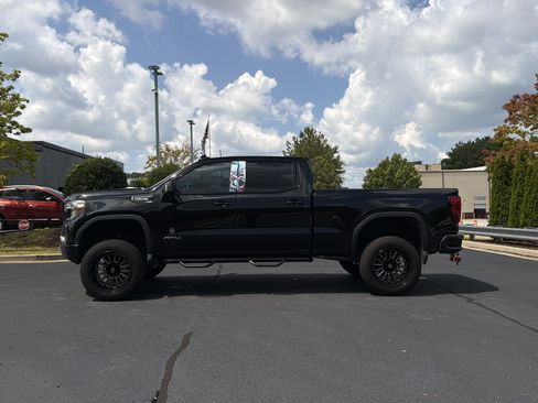Used 2020 GMC Sierra 1500 AT4 w/ Driver Alert Package I AWD/4WD image 11