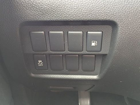 Used 2012 Nissan Murano S image 23