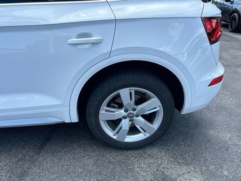 Used 2019 Audi Q5 2.0T Premium Plus w/ Premium Plus Package AWD/4WD image 21