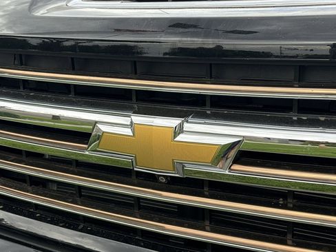 Used 2022 Chevrolet Silverado 3500 High Country w/ LPO, Hitch Package image 30