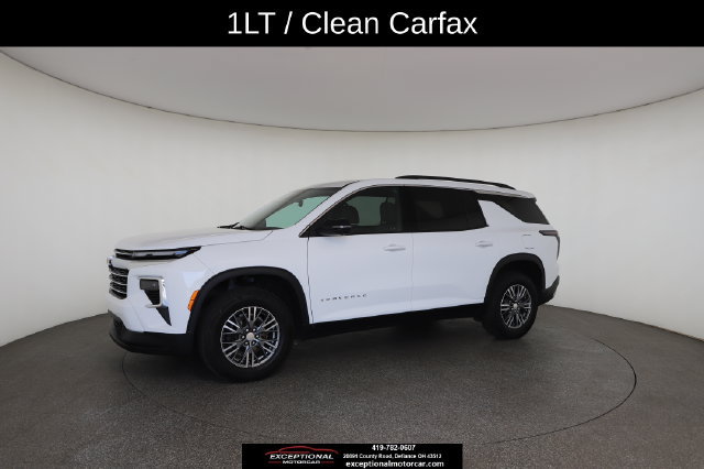 Used 2025 Chevrolet Traverse LT w/ Driver Confidence Package FWD image 4