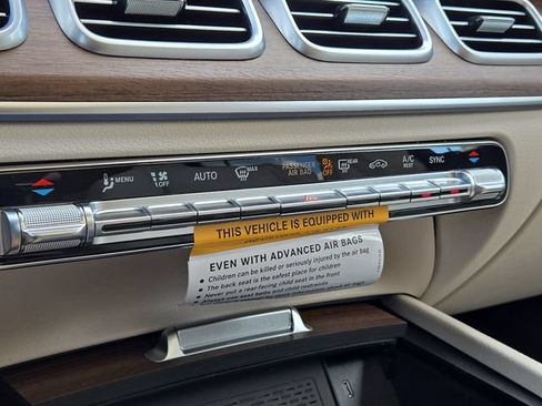 New 2026 Mercedes-Benz GLS 450 4MATIC image 15