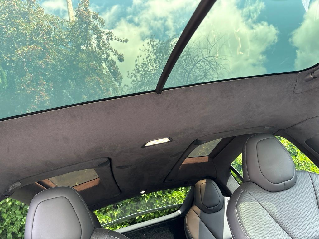 Used 2022 Tesla Model X Plaid AWD/4WD image 29
