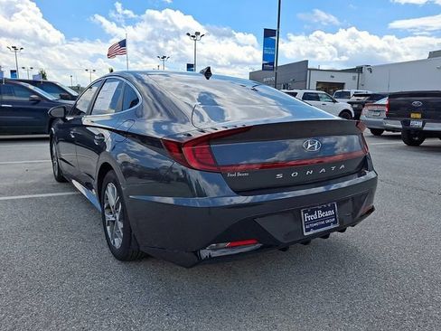 Used 2021 Hyundai Sonata SEL w/ Winter Weather Package FWD image 10