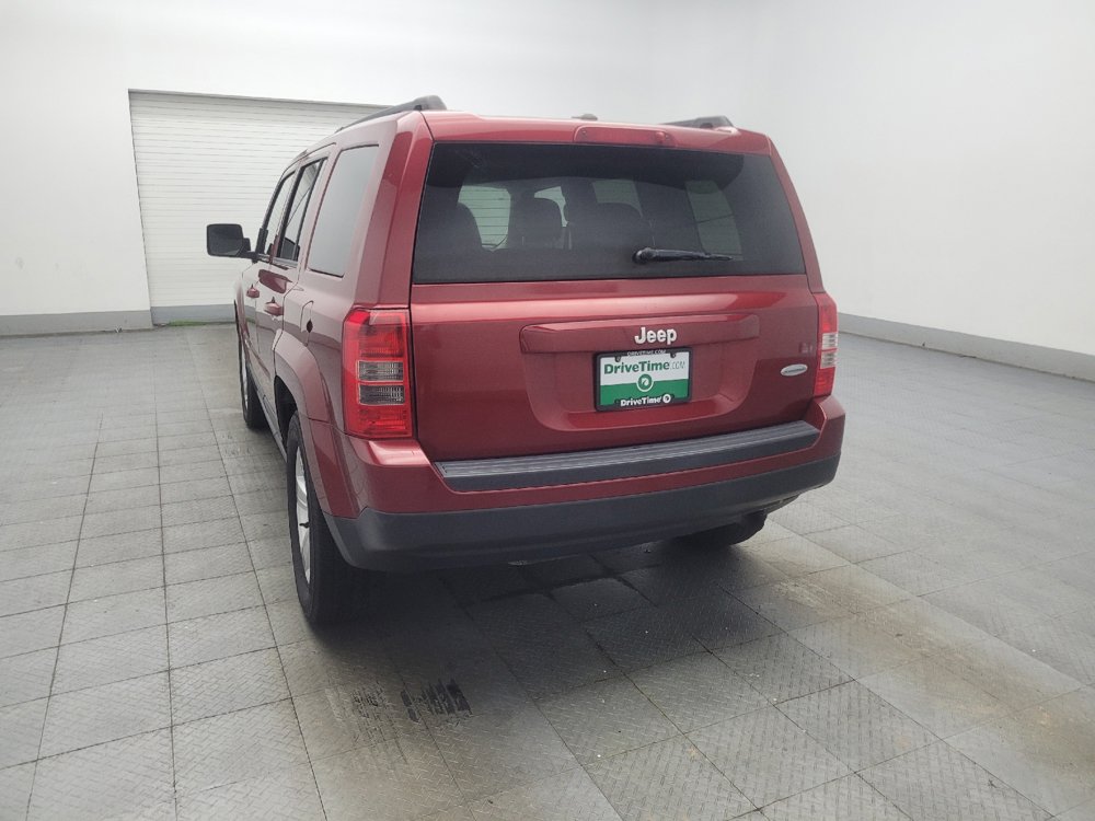 Used 2017 Jeep Patriot Latitude FWD image 5