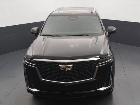 Used 2024 Cadillac Escalade Premium Luxury image 30