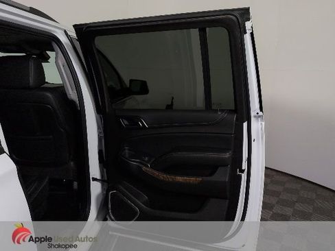 Used 2016 Chevrolet Suburban LTZ image 44