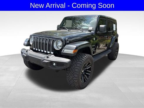 Used 2020 Jeep Wrangler Unlimited Sahara AWD/4WD image 2