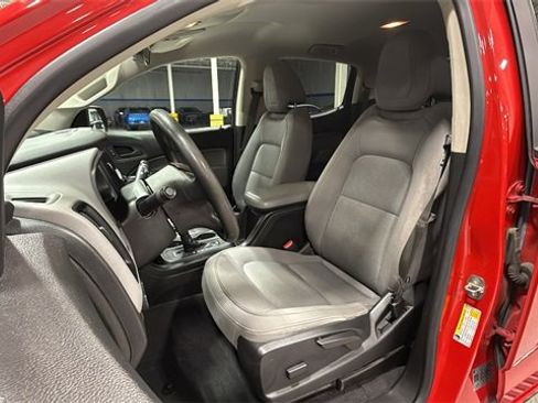 Certified 2019 Chevrolet Colorado W/T image 11