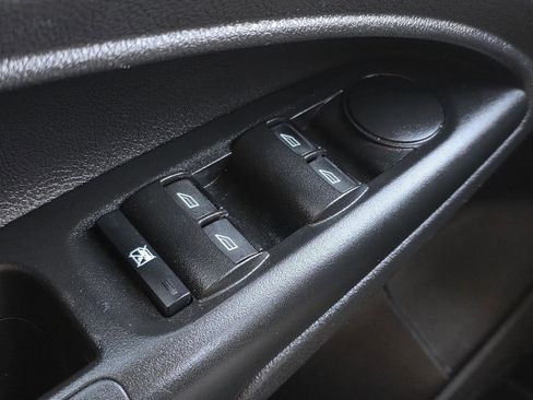 Used 2017 Ford Transit Connect XL image 9