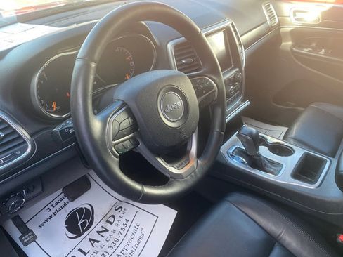 Used 2018 Jeep Grand Cherokee Limited w/ Trailer Tow Group IV image 6