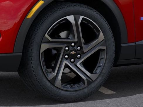 New 2026 Chevrolet Equinox EV LT image 9