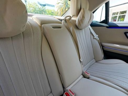 Used 2023 Mercedes-Benz S 500 4MATIC w/ AMG Line image 99