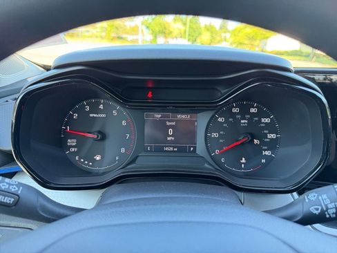 Used 2025 Chevrolet Trax LS w/ LS Convenience Package FWD image 14