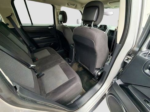 Used 2016 Jeep Patriot Latitude image 22
