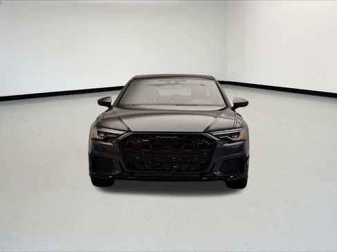 Used 2025 Audi A6 Premium Plus image 8