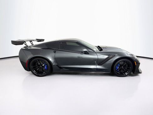 Used 2019 Chevrolet Corvette ZR1 RWD image 6