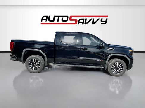 Used 2025 GMC Sierra 1500 AT4 w/ AT4 Premium Package image 8