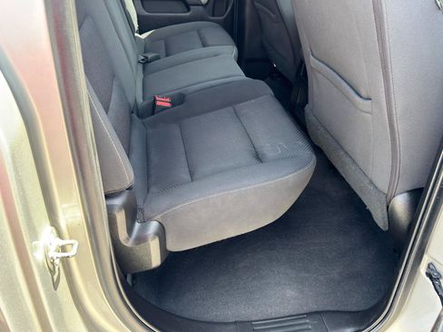 Used 2019 Chevrolet Silverado 1500 LT AWD/4WD image 32