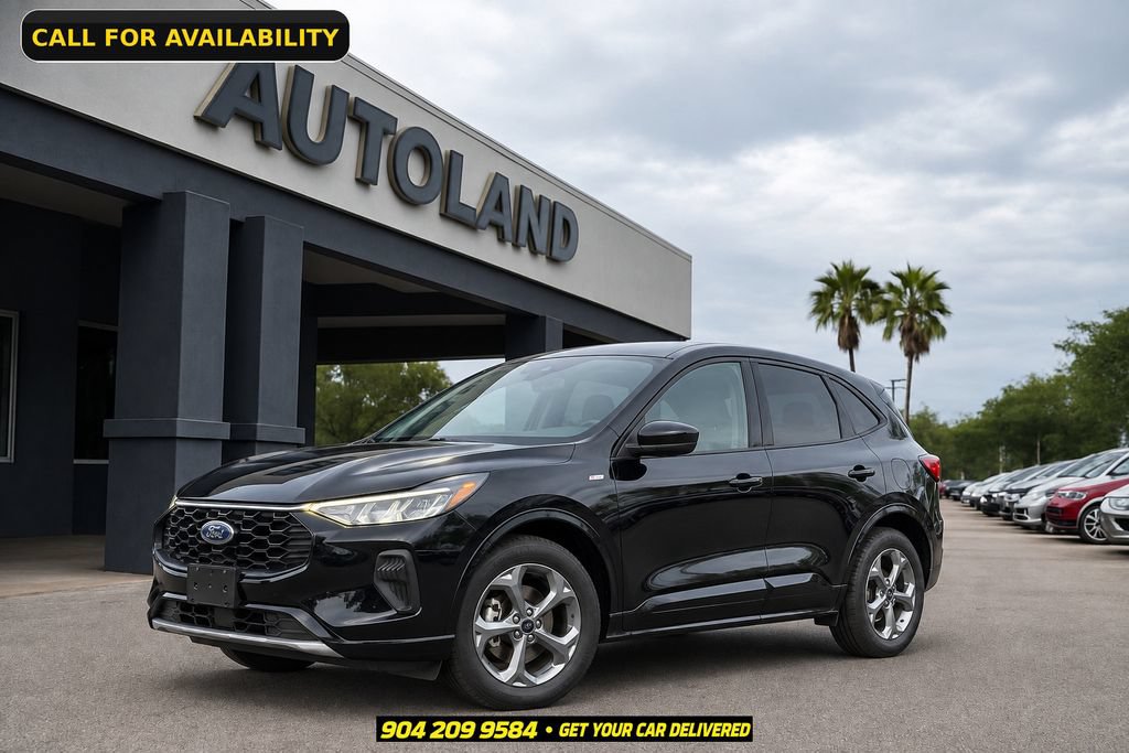 Used 2023 Ford Escape ST-Line AWD/4WD image 1