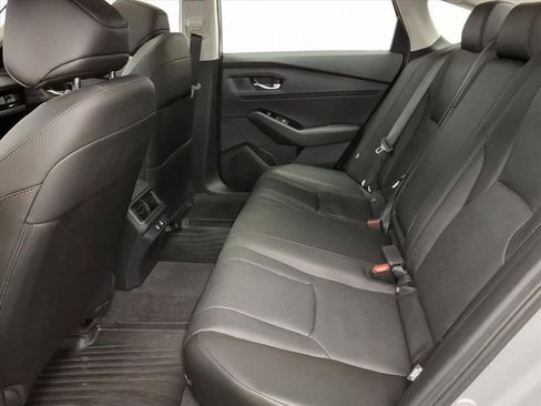Used 2025 Honda Accord Touring image 11