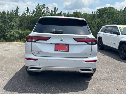 Used 2024 Mitsubishi Outlander SE AWD/4WD image 6