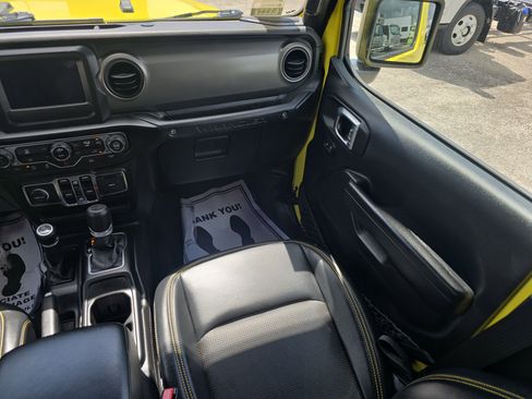 Used 2022 Jeep Wrangler Unlimited Sport AWD/4WD image 19