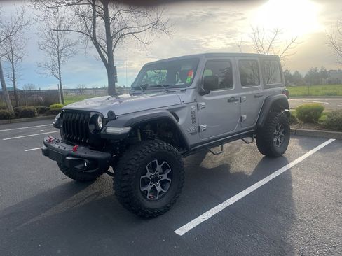 Used 2018 Jeep Wrangler Unlimited Sport S image 2