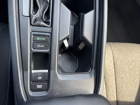 Certified 2024 Honda Accord EX image 31