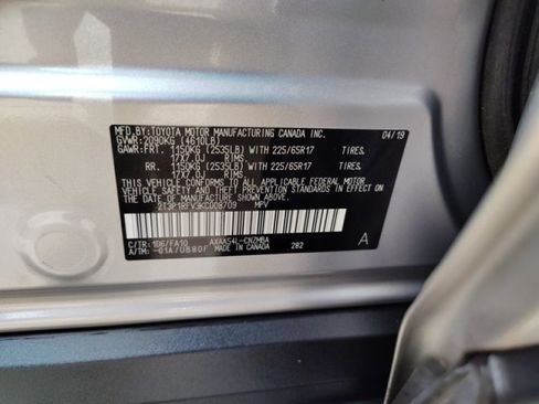 Used 2019 Toyota RAV4 XLE AWD/4WD image 22