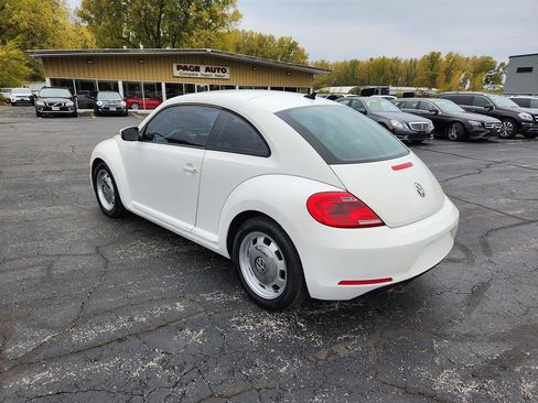 Used 2014 Volkswagen Beetle 2.5 image 4