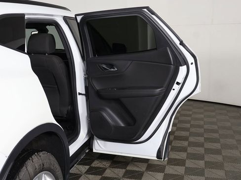 Used 2021 Chevrolet Blazer LT image 20