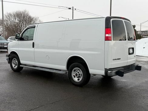 Used 2019 GMC Savana 2500 w/ Driver Convenience Package RWD image 4