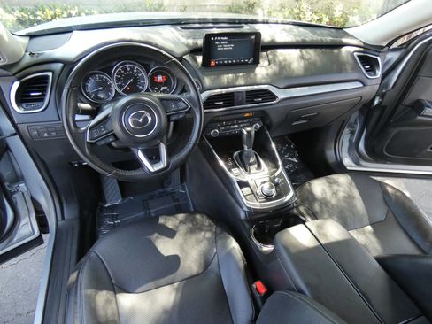Used 2019 MAZDA CX-9 Touring image 21