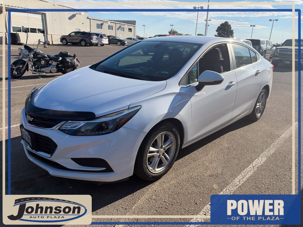 Used 2018 Chevrolet Cruze LT w/ Convenience Package FWD image 1