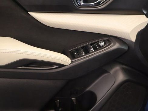 Used 2022 Subaru Ascent Premium w/ Convenience Package image 10