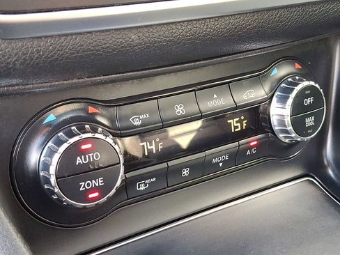 Used 2020 Mercedes-Benz GLA 250 4MATIC image 17