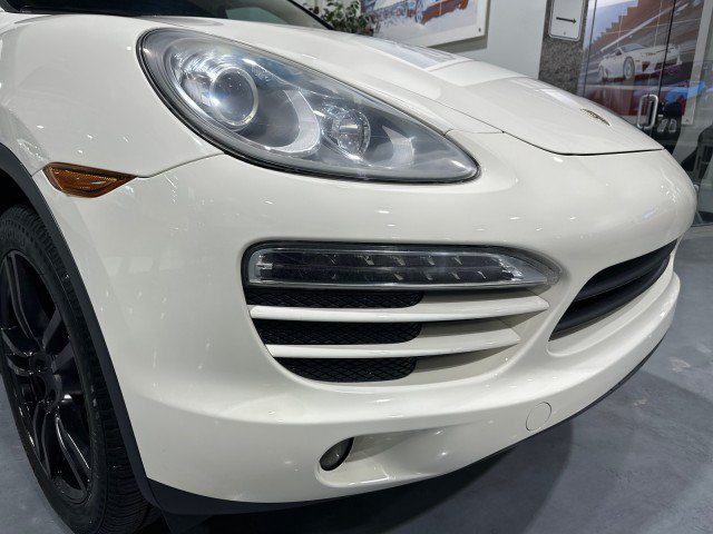 Used 2011 Porsche Cayenne AWD/4WD image 20