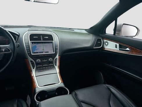 Used 2019 Lincoln Nautilus Reserve w/ Ultimate Package FWD image 23