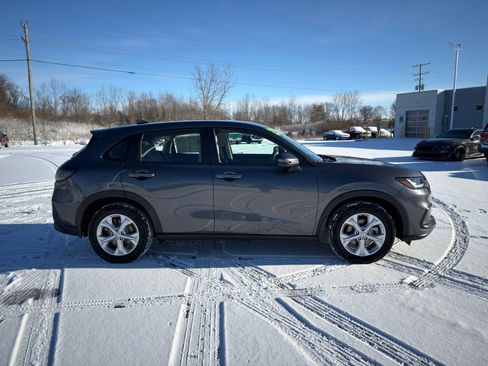 Used 2024 Honda HR-V LX image 7