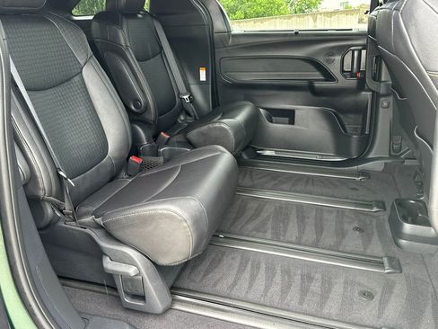 Used 2026 Toyota Sienna XLE Woodland Edition AWD/4WD image 16