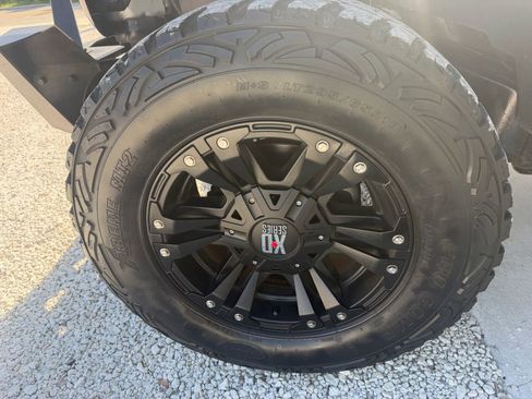 Used 2014 Jeep Wrangler Sport AWD/4WD image 12