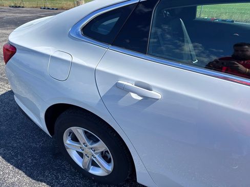 Used 2024 Chevrolet Malibu LS FWD image 6