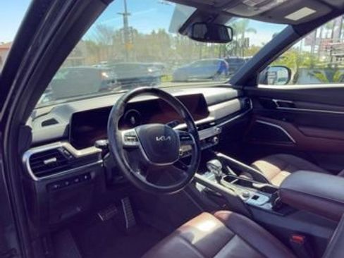 Certified 2023 Kia Telluride SX image 16