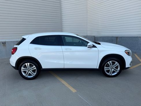 Used 2018 Mercedes-Benz GLA 250 image 2
